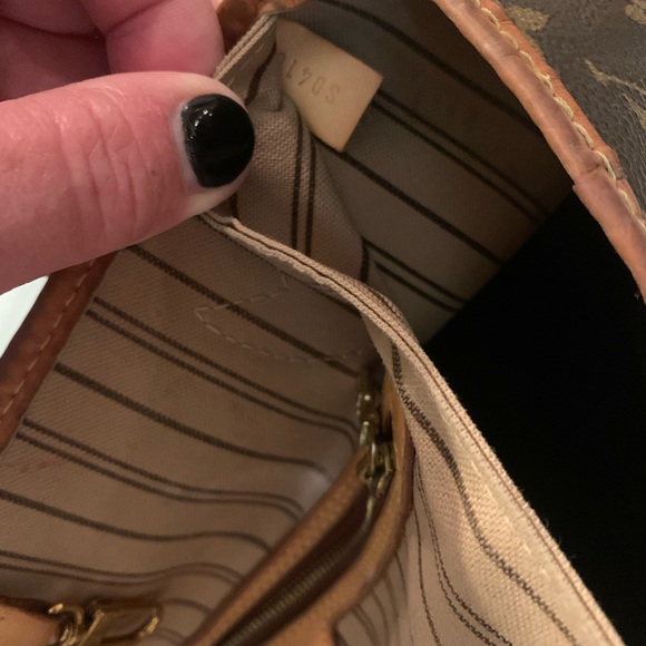 LOUIS VUITTON NEVERFUL MM - Picture 5 of 7